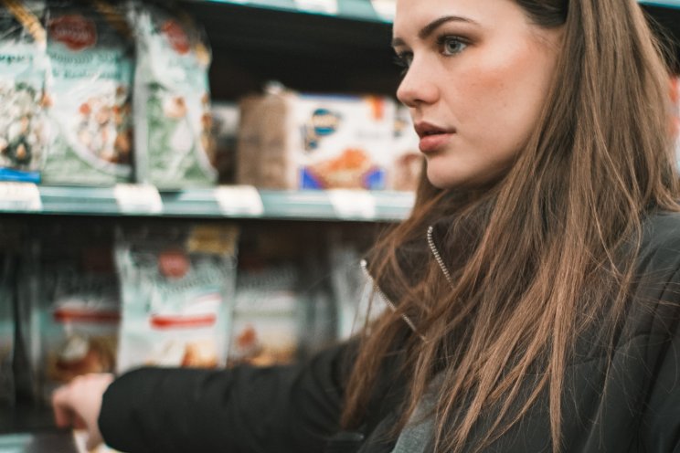 Kabinet grijpt niet in bij dure boodschappen