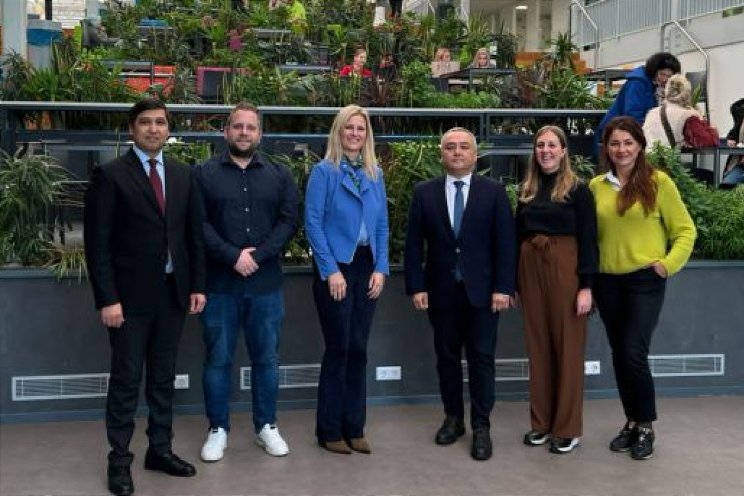 Bezoek Oezbeekse delegatie